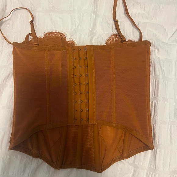 Urban corset - Picture 2 of 2